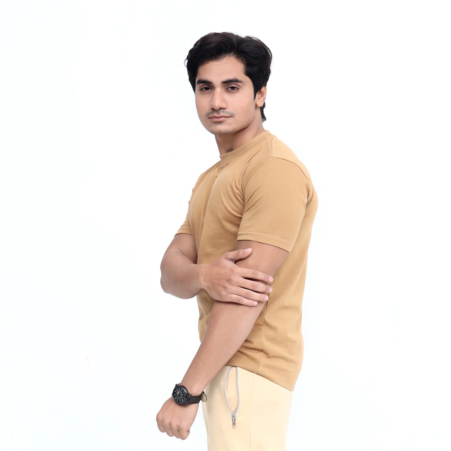 Plain Round Neck Men Cotton Blended Half Sleeves T-Shirt